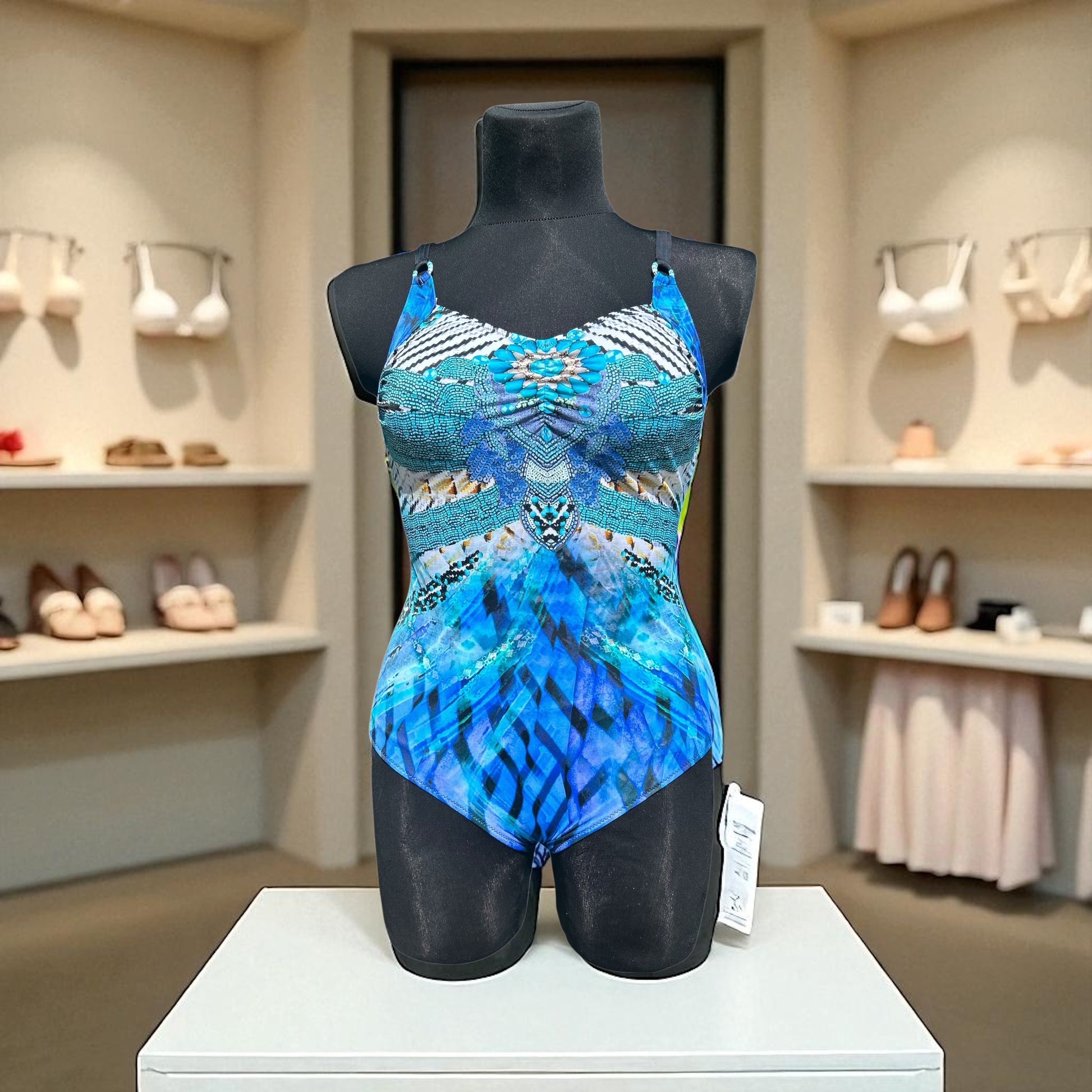 eliza-egyr-szes-f-rd-ruha